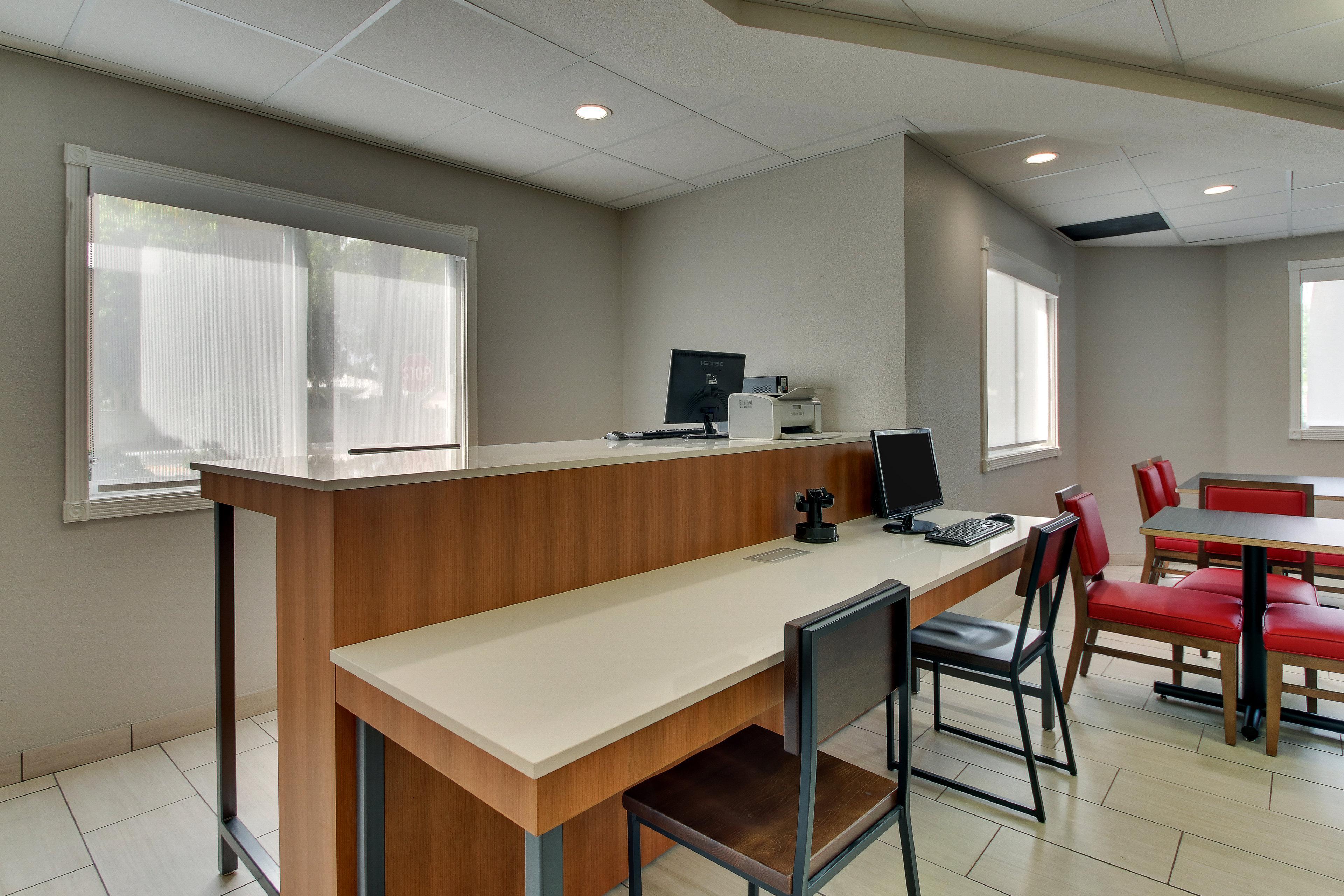 Holiday Inn Express West Palm Beach Metrocentre By Ihg Екстериор снимка
